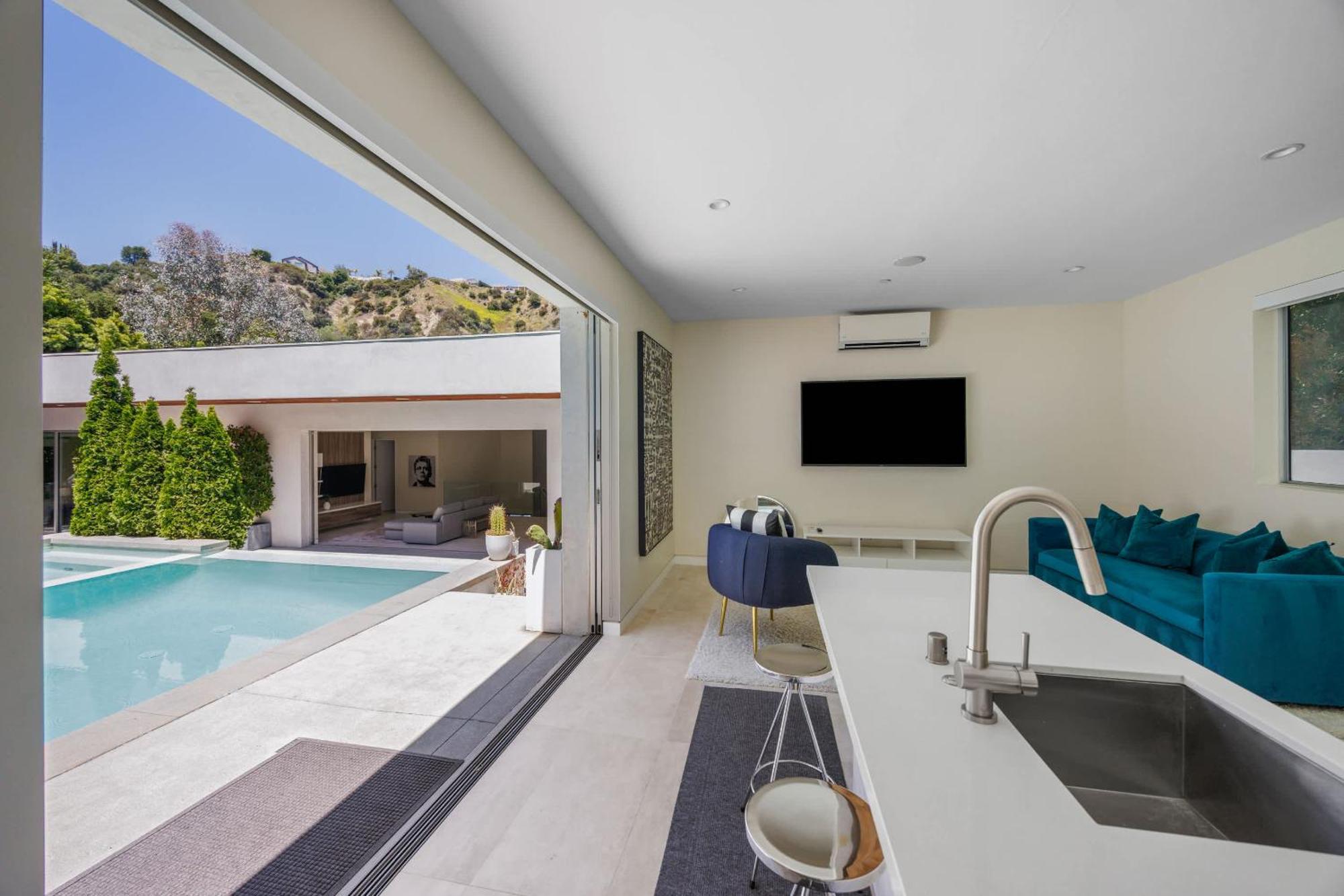New Listing Mountainside By Colby & Conrad Holiday home *